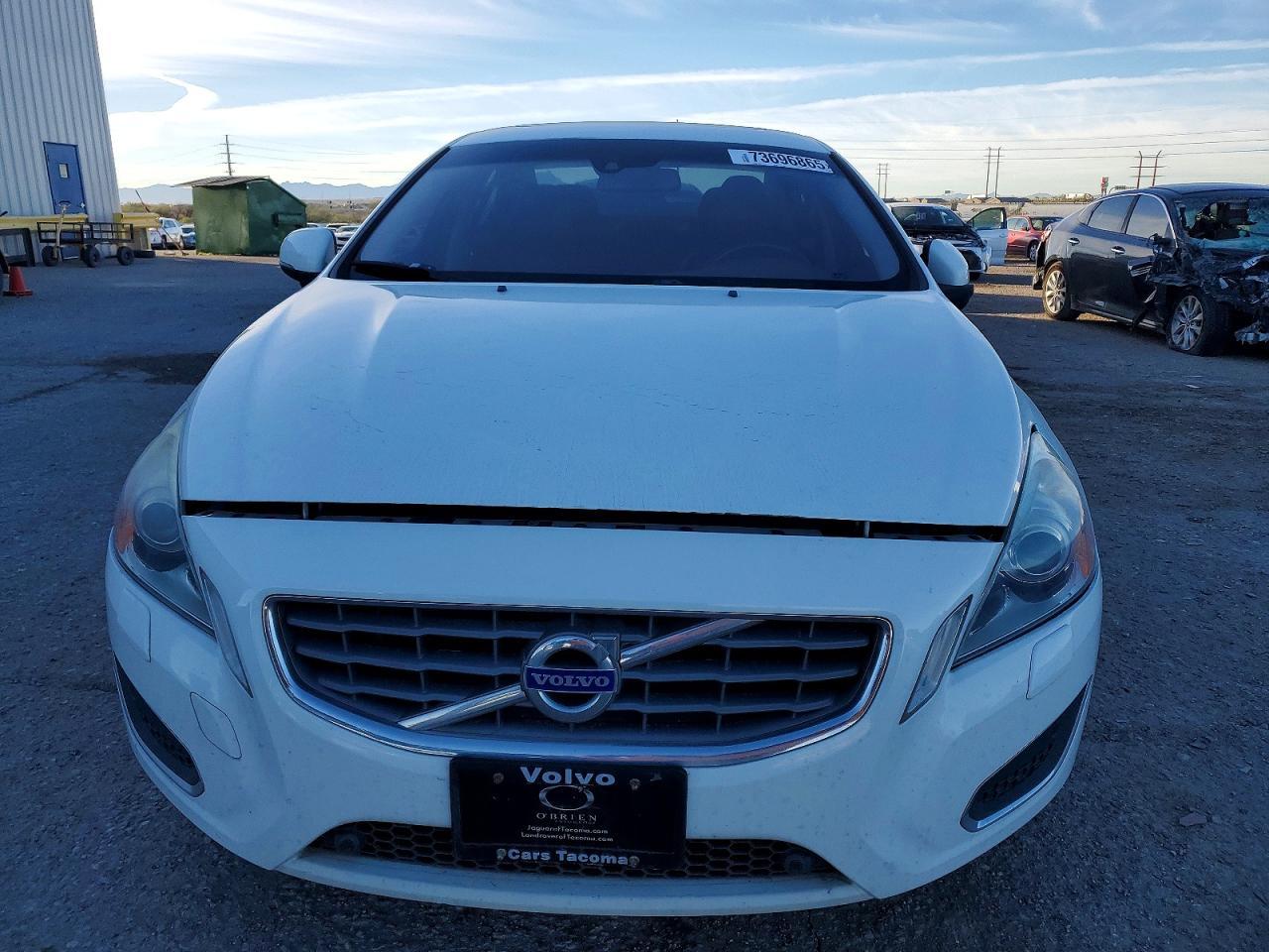 2013 Volvo S60 T5 - Image 5
