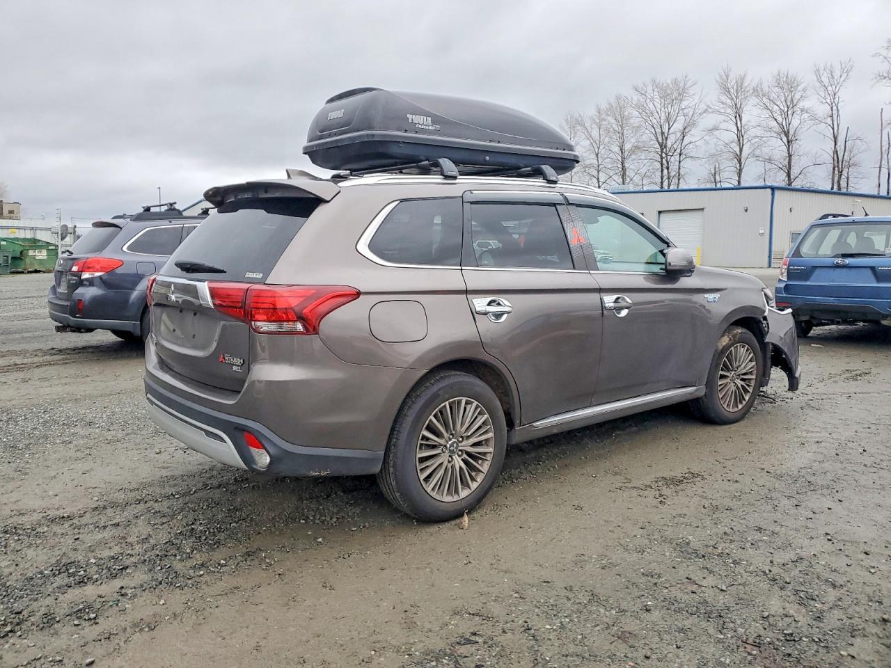 2022 Mitsubishi Outlander Sel - Фото 3