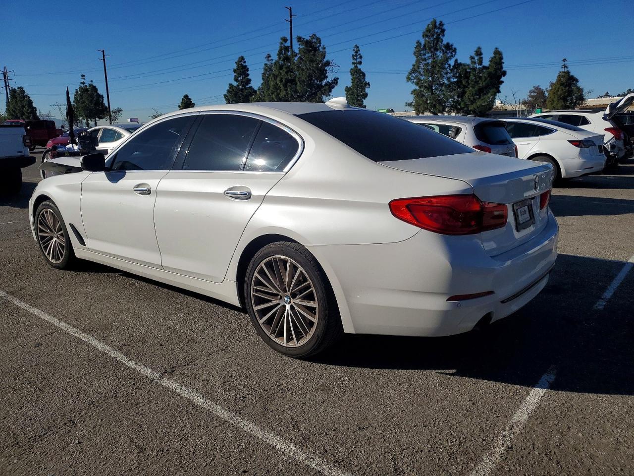 2018 BMW 530 I - Фото 2