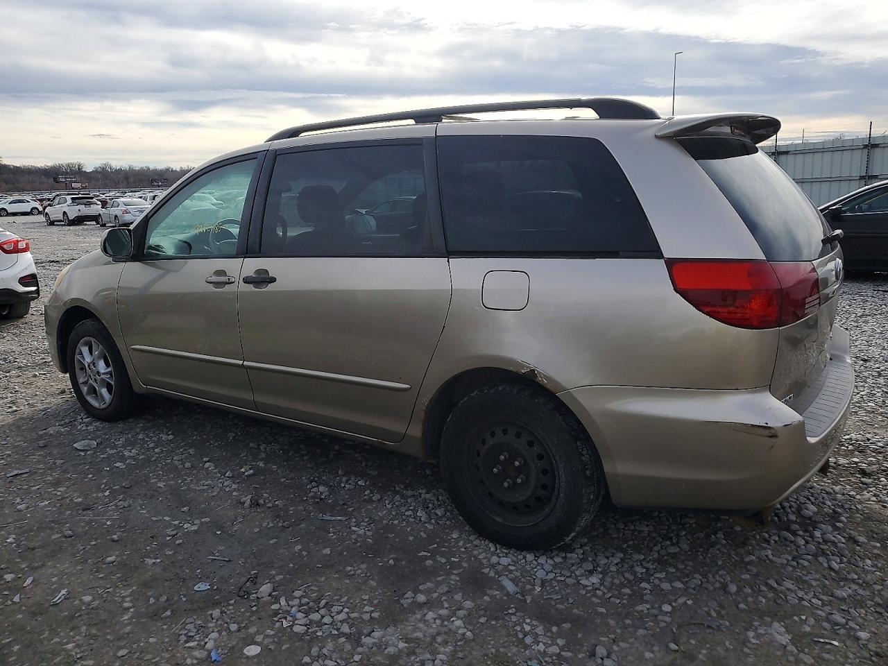 2005 Toyota Sienna Xle - Фото 2