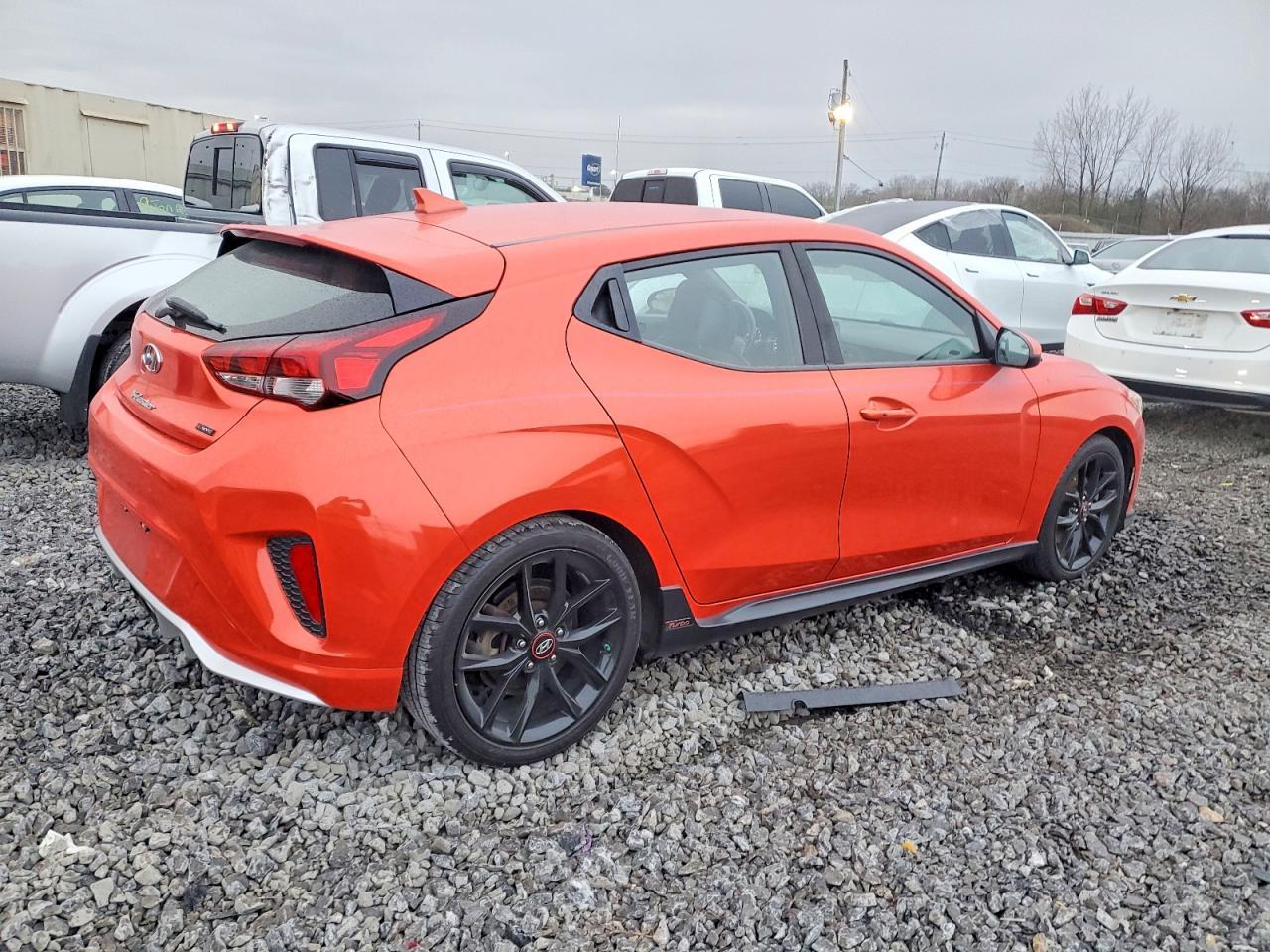 2019 Hyundai Veloster - Image 3