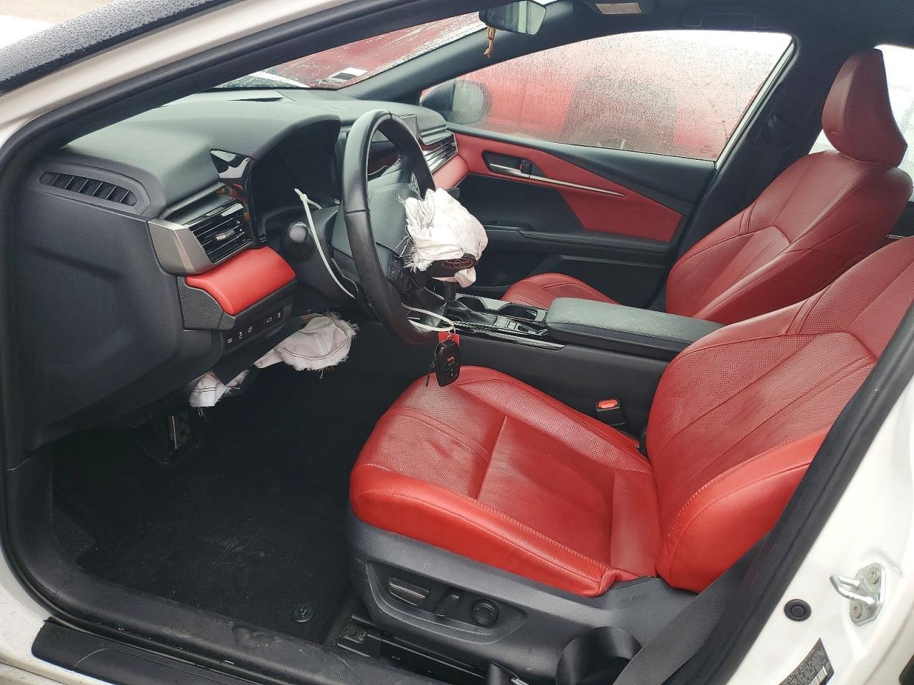 2025 Toyota Camry Xse - Image 7