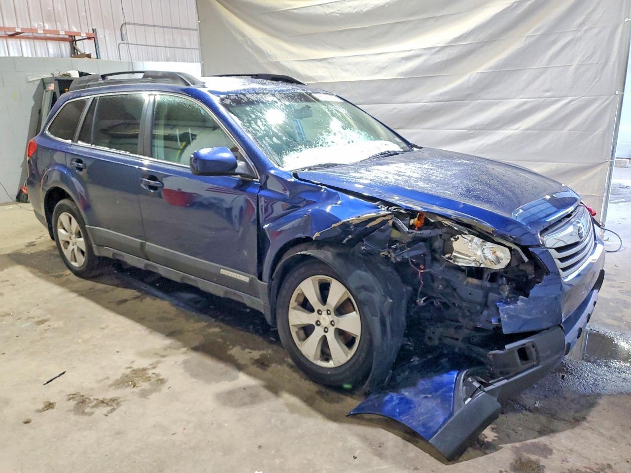2010 Subaru Outback 2.5I Premium - Image 4