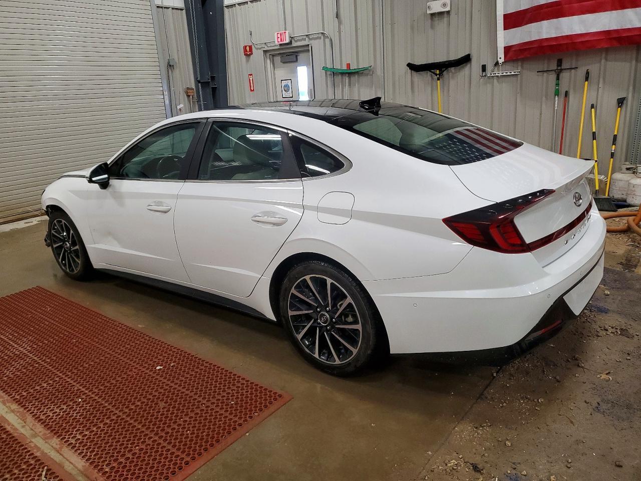 2021 Hyundai Sonata Limited - Фото 2