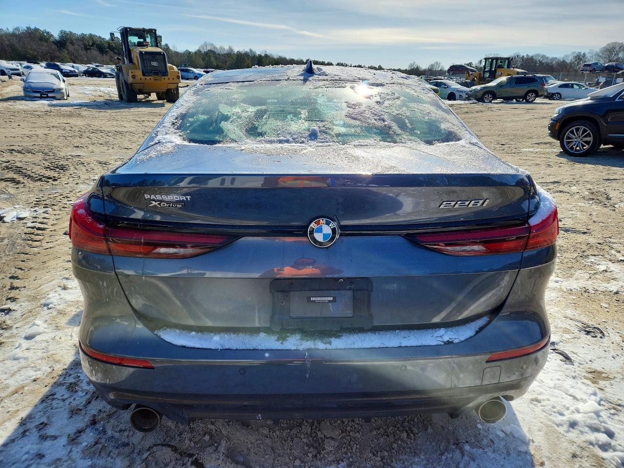 2020 BMW 228Xi - Фото 6