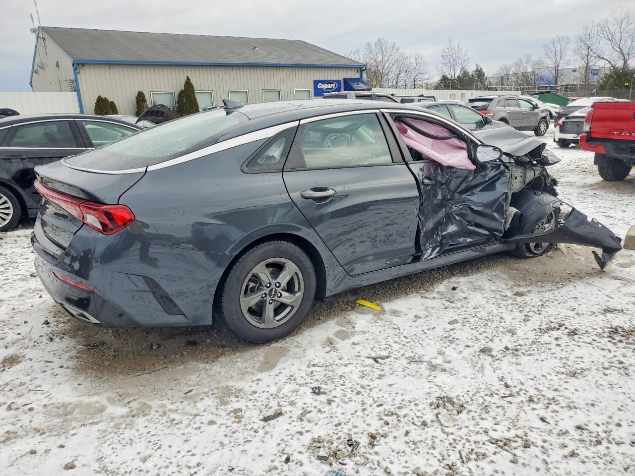 2024 Kia K5 Lxs - Фото 3