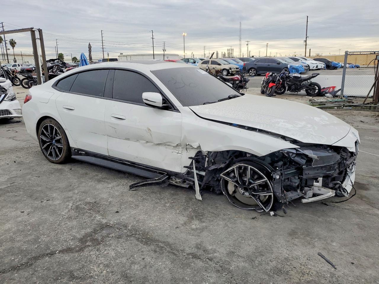 2024 BMW I4 Edrive 40 - Фото 4
