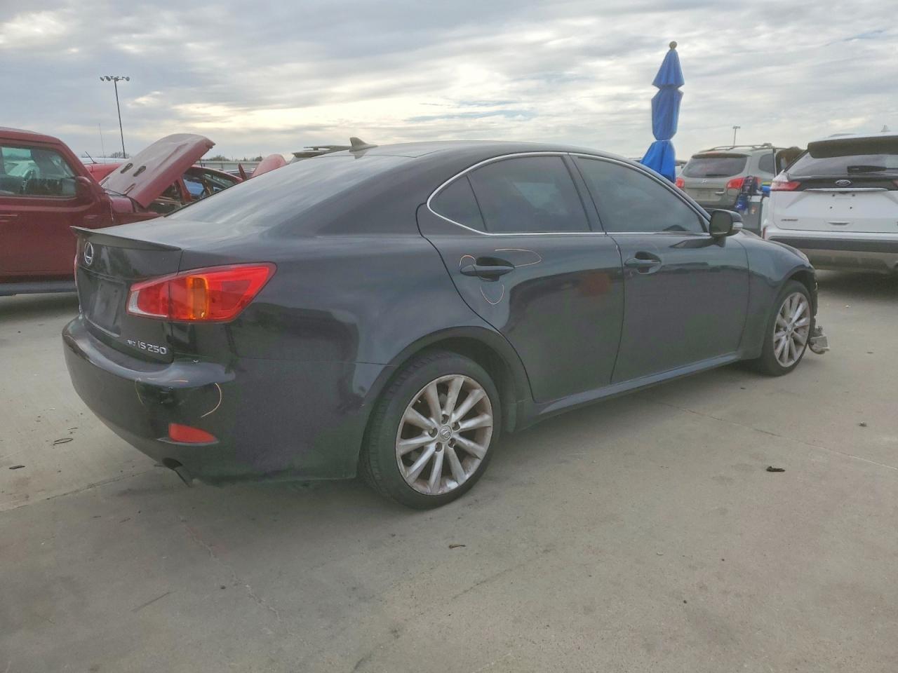 2010 Lexus Is 250 - Image 3