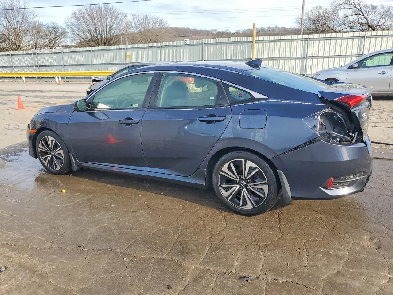 2018 Honda Civic Exl - Image 2