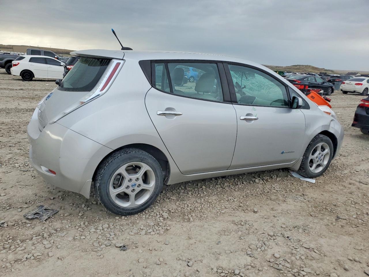 2014 Nissan Leaf S - Фото 3