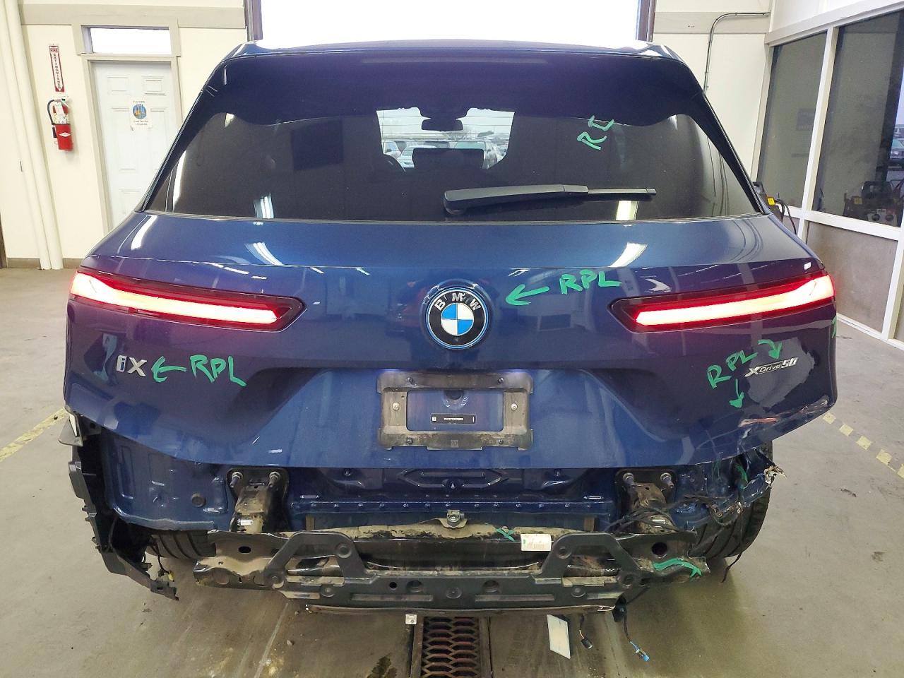 2024 BMW Ix xDrive50 - Image 6