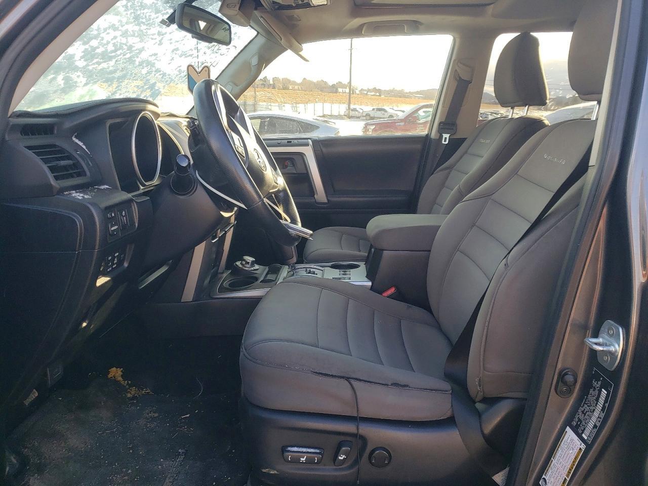 2013 Toyota 4Runner Sr5 - Image 7