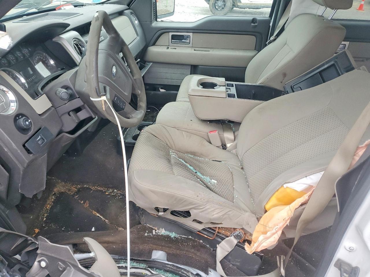 2009 Ford F150 Supercrew - Image 7