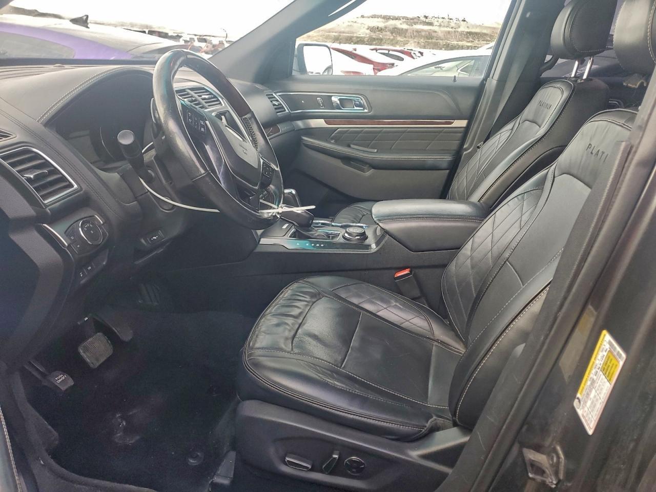 2016 Ford Explorer Platinum - Image 7