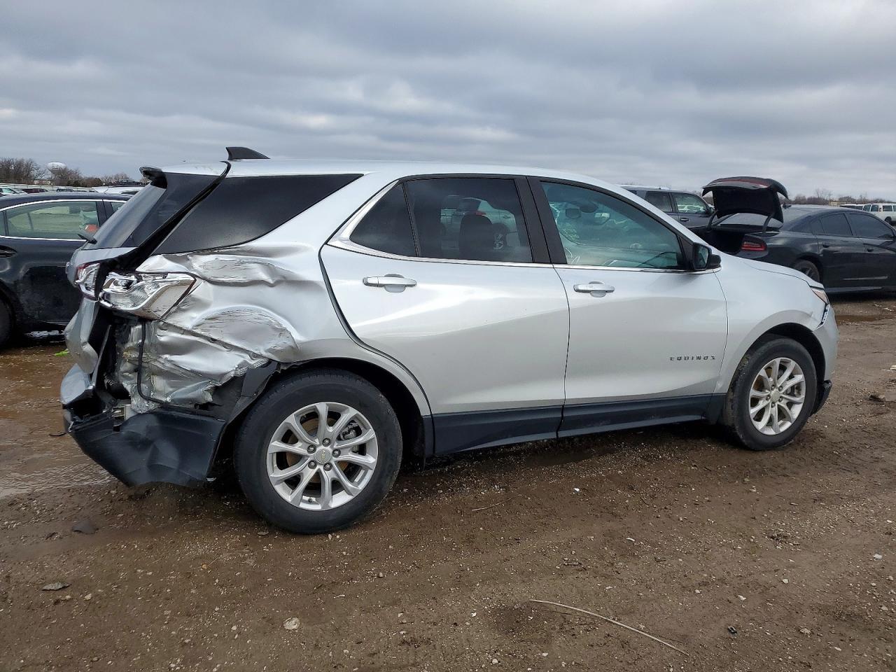 2021 Chevrolet Equinox Lt - Image 3