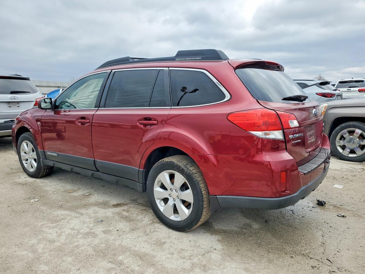 2012 Subaru Outback 2.5I Premium - Фото 2