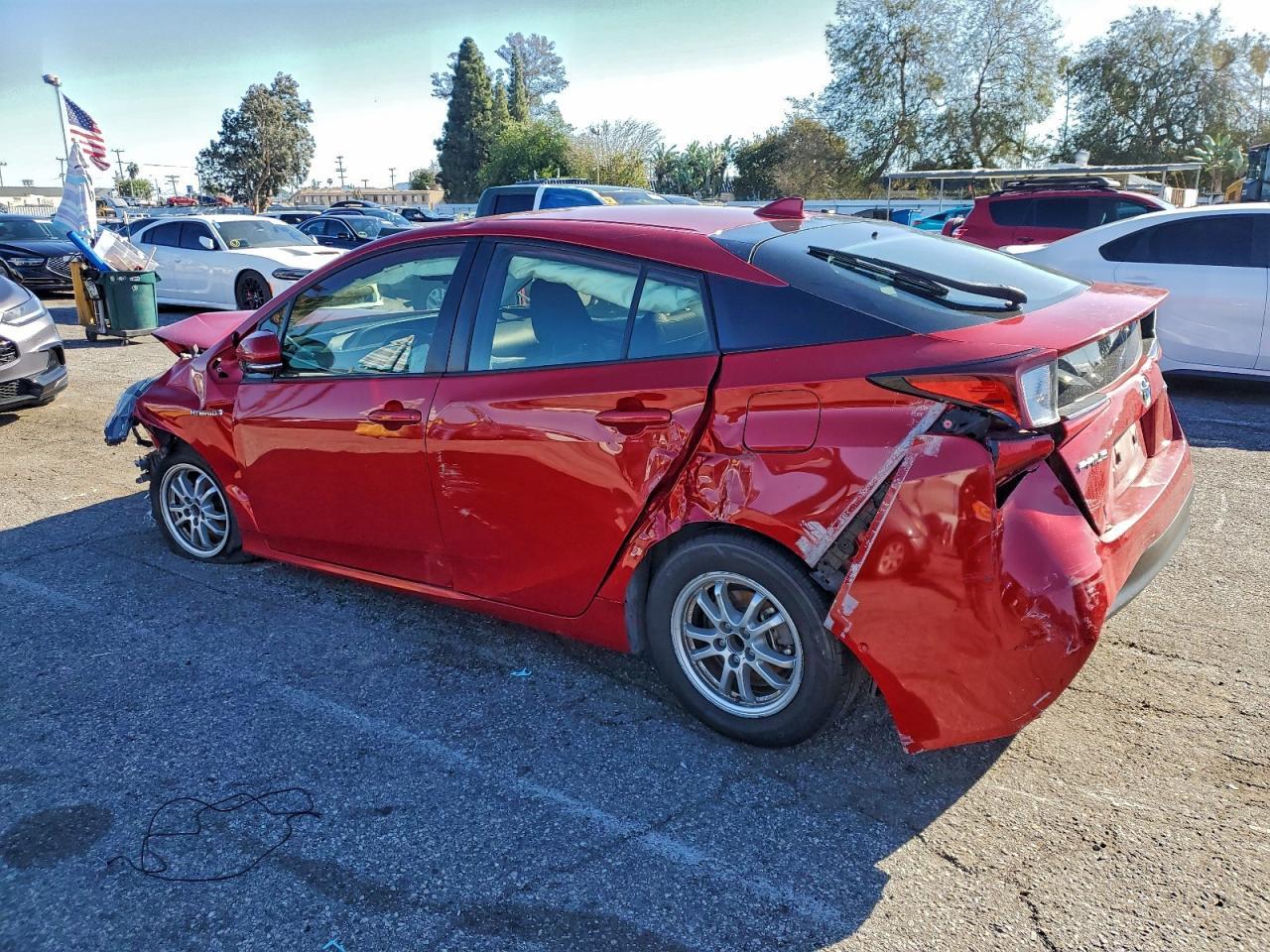 2019 Toyota Prius - Image 2