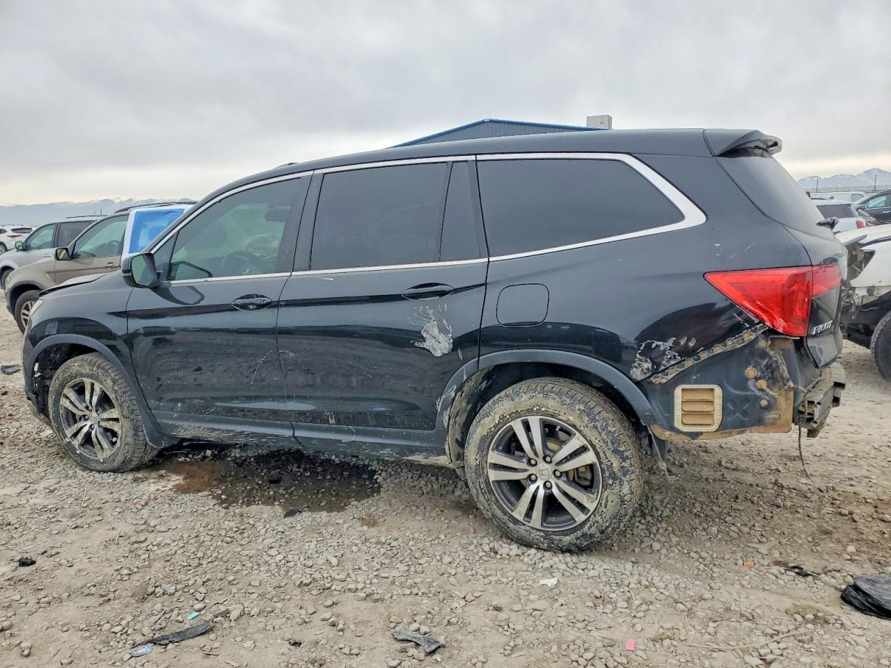 2016 Honda Pilot Exl - Image 2