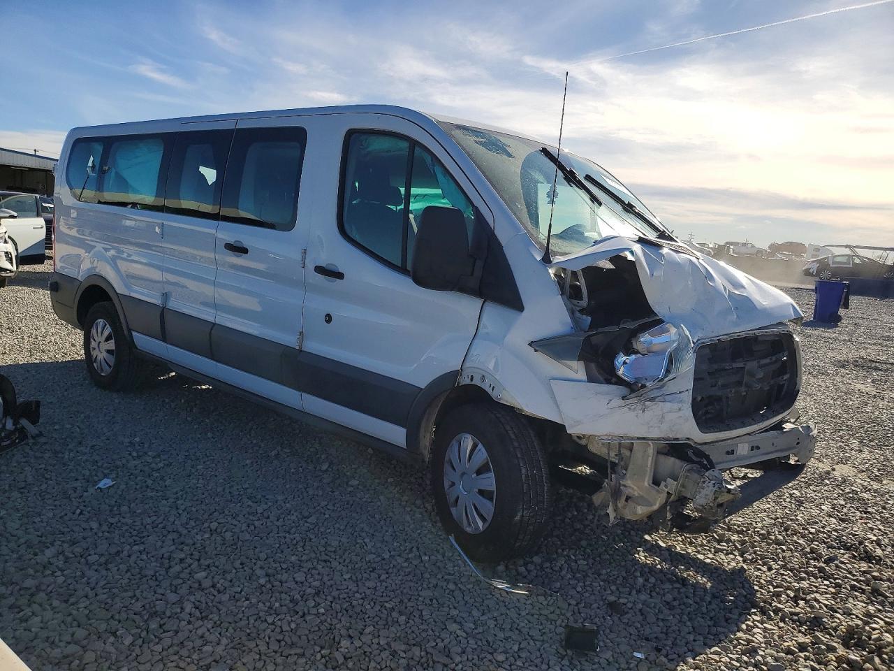 2017 Ford Transit T-350 - Фото 4