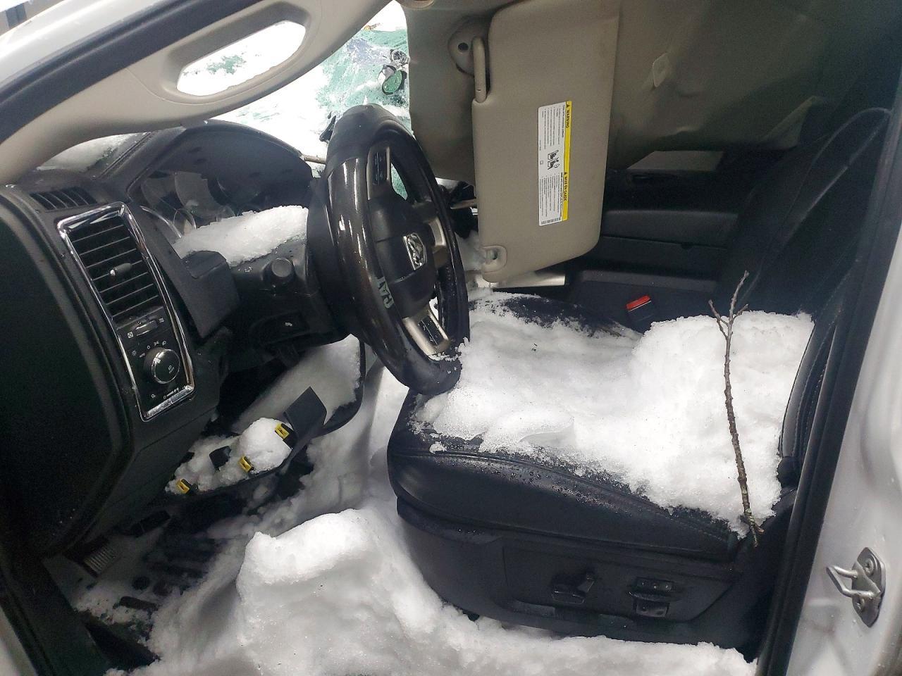 2017 Ram 1500 Laramie - Image 7
