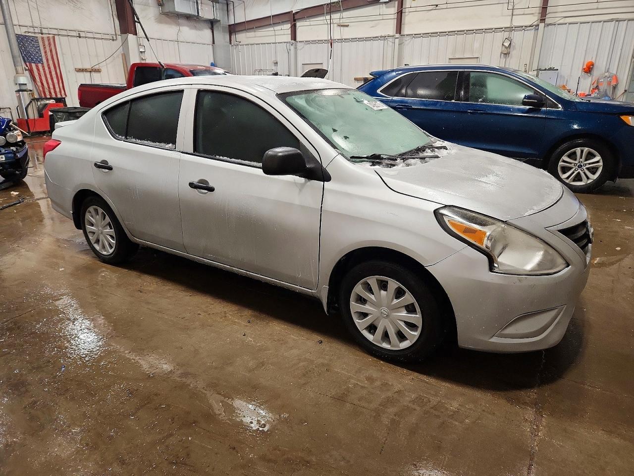 2015 Nissan Versa 1.6 S Plus - Фото 4