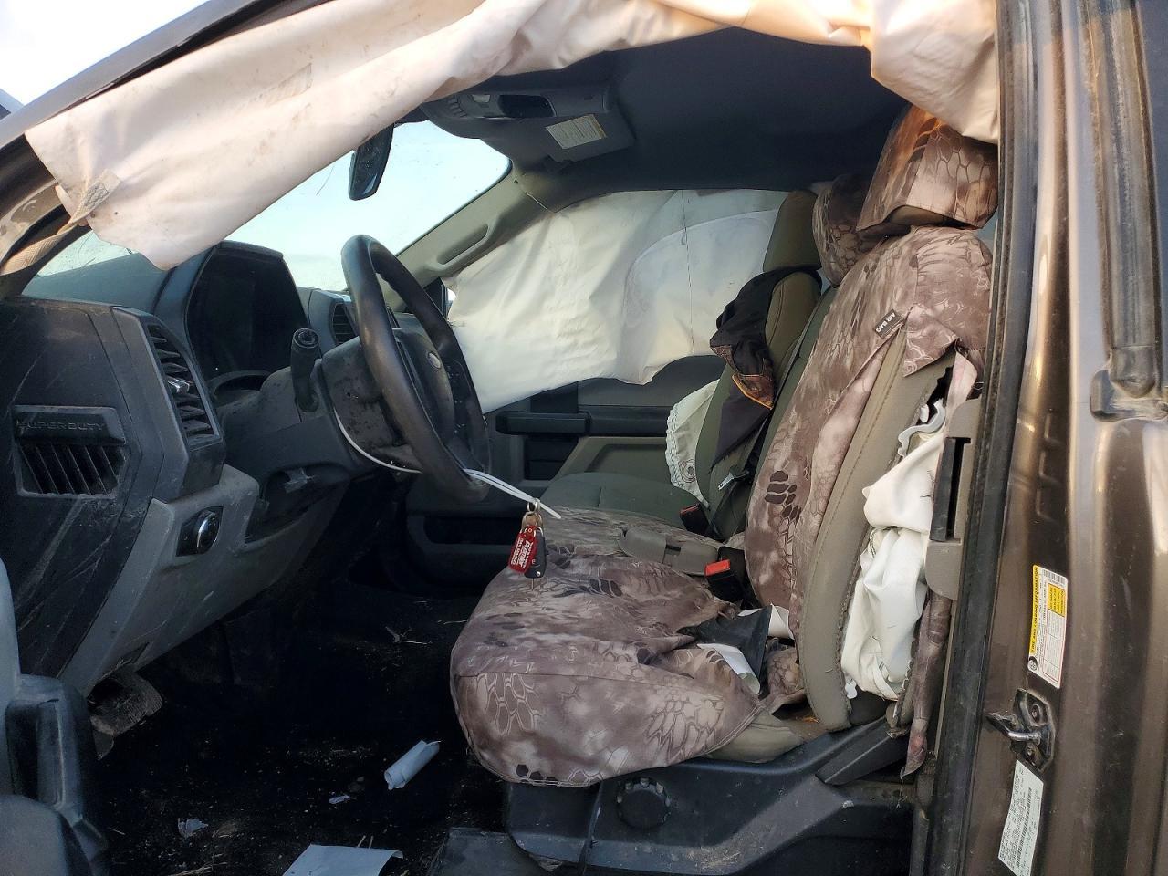 2021 Ford F350 Super Duty Flatbed Truck - Image 7