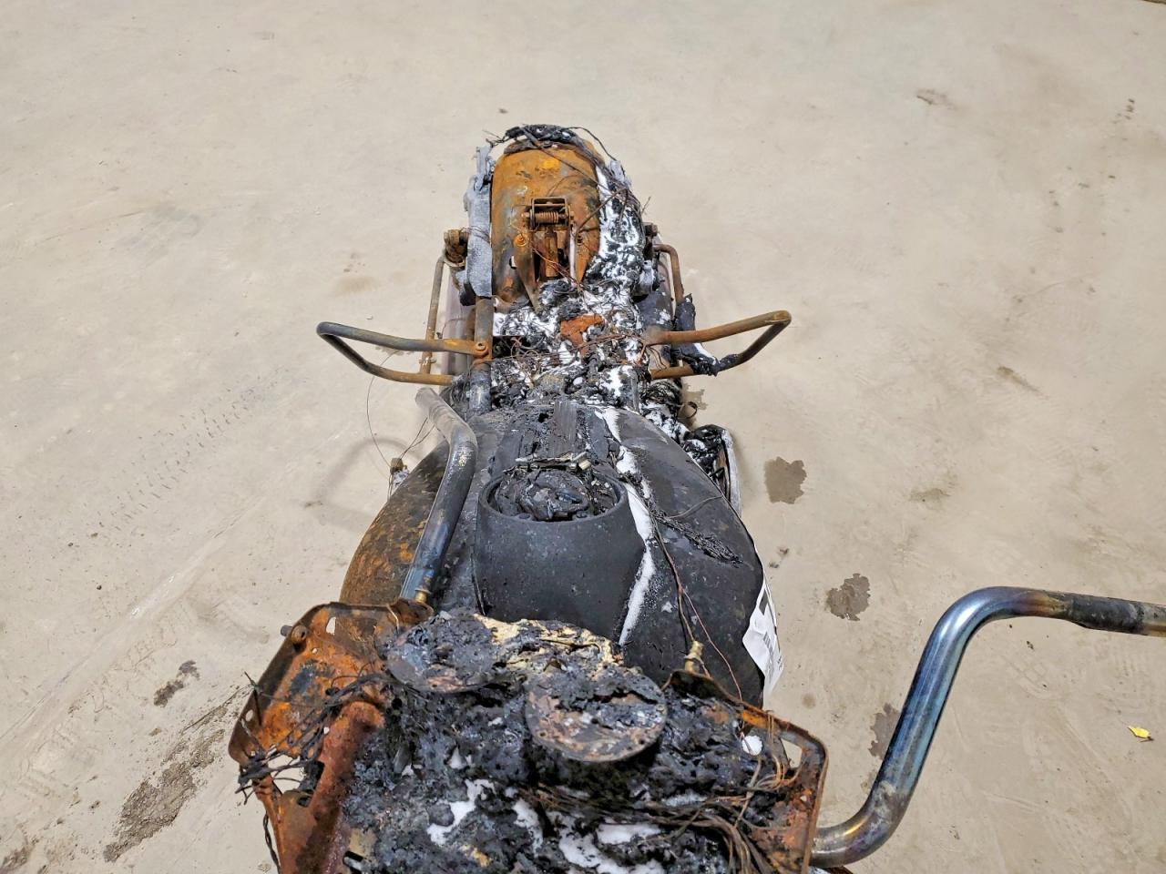 2021 Harley-Davidson Flhtk - Фото 5