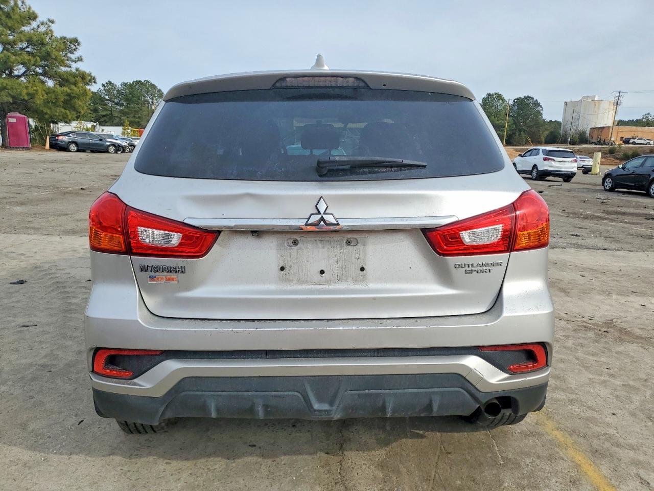 2019 Mitsubishi Outlander Sport Es - Фото 6