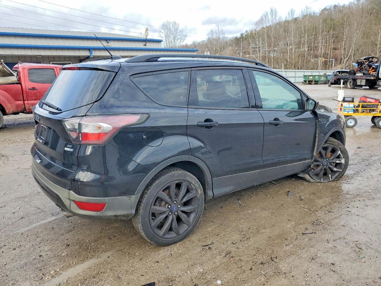 2017 Ford Escape Se - Фото 3