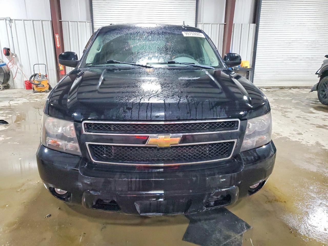 2010 Chevrolet Suburban K1500 Lt - Image 5