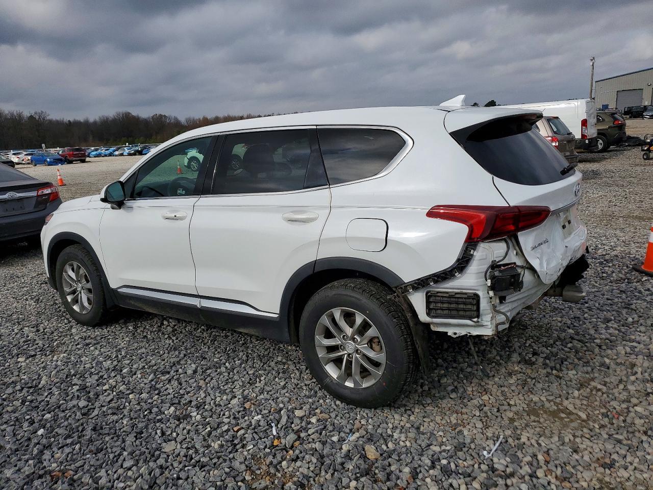 2020 Hyundai Santa Fe Sel - Фото 2