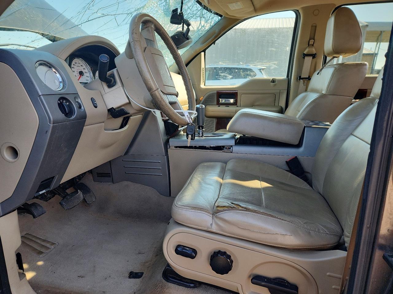 2006 Ford F150 Supercrew - Image 7