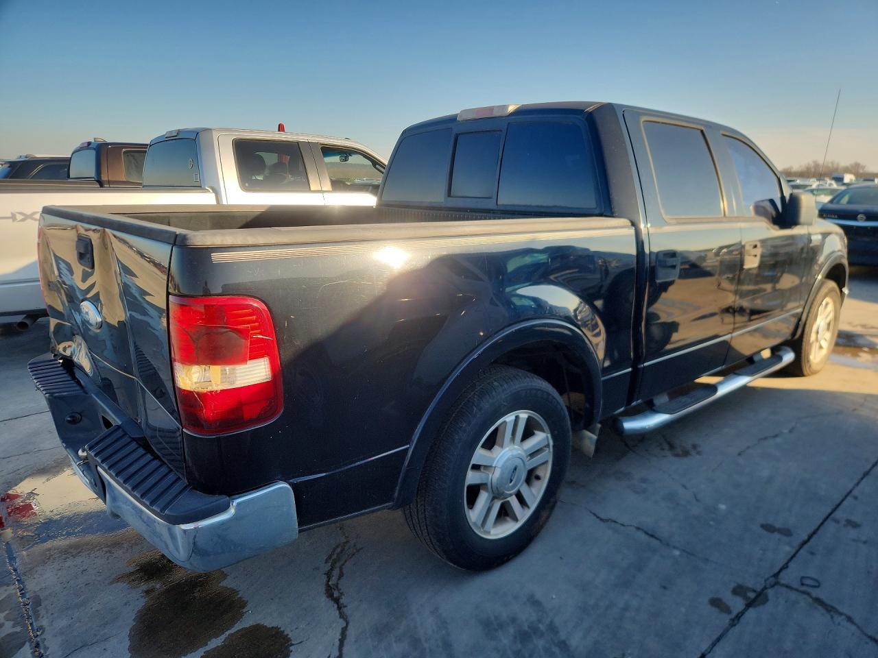 2006 Ford F150 Supercrew - Image 3