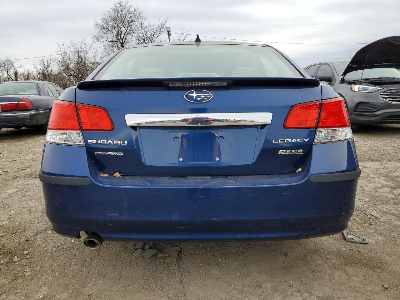 2011 Subaru Legacy 2.5I Limited - Фото 6