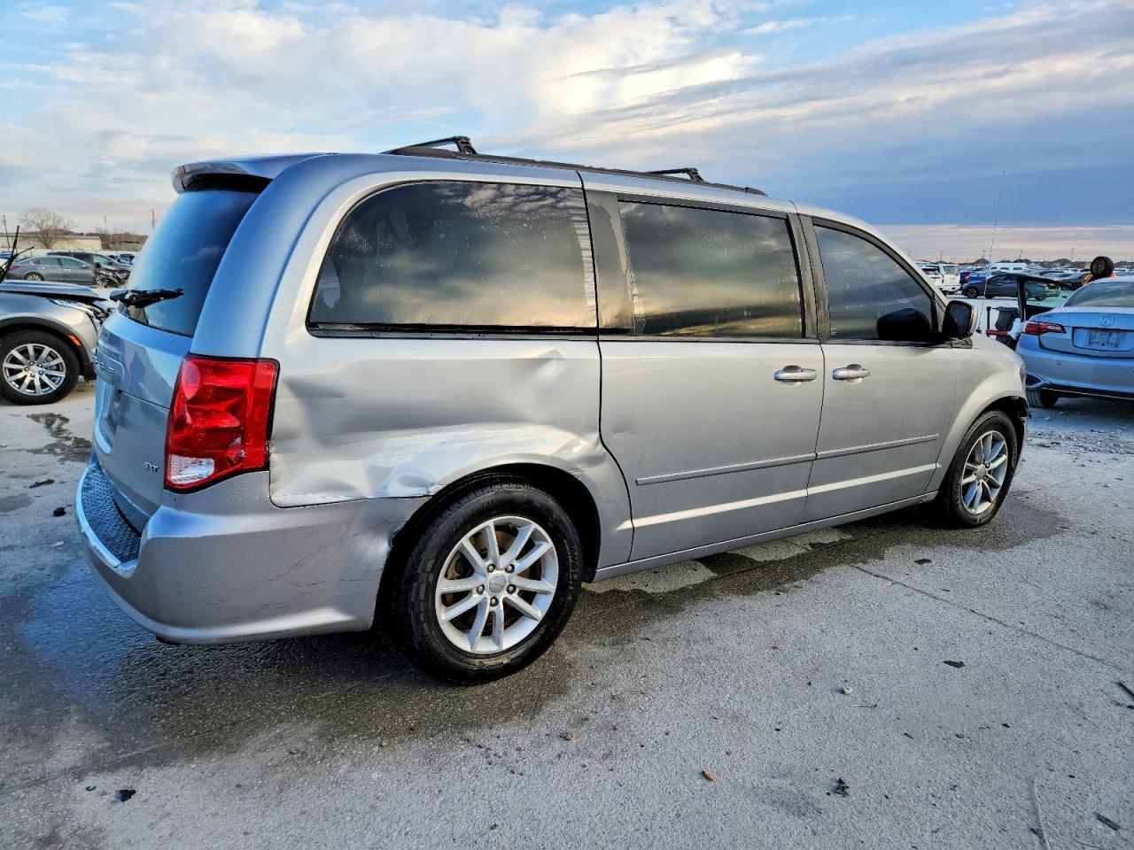 2014 Dodge Grand Caravan Sxt - Фото 3
