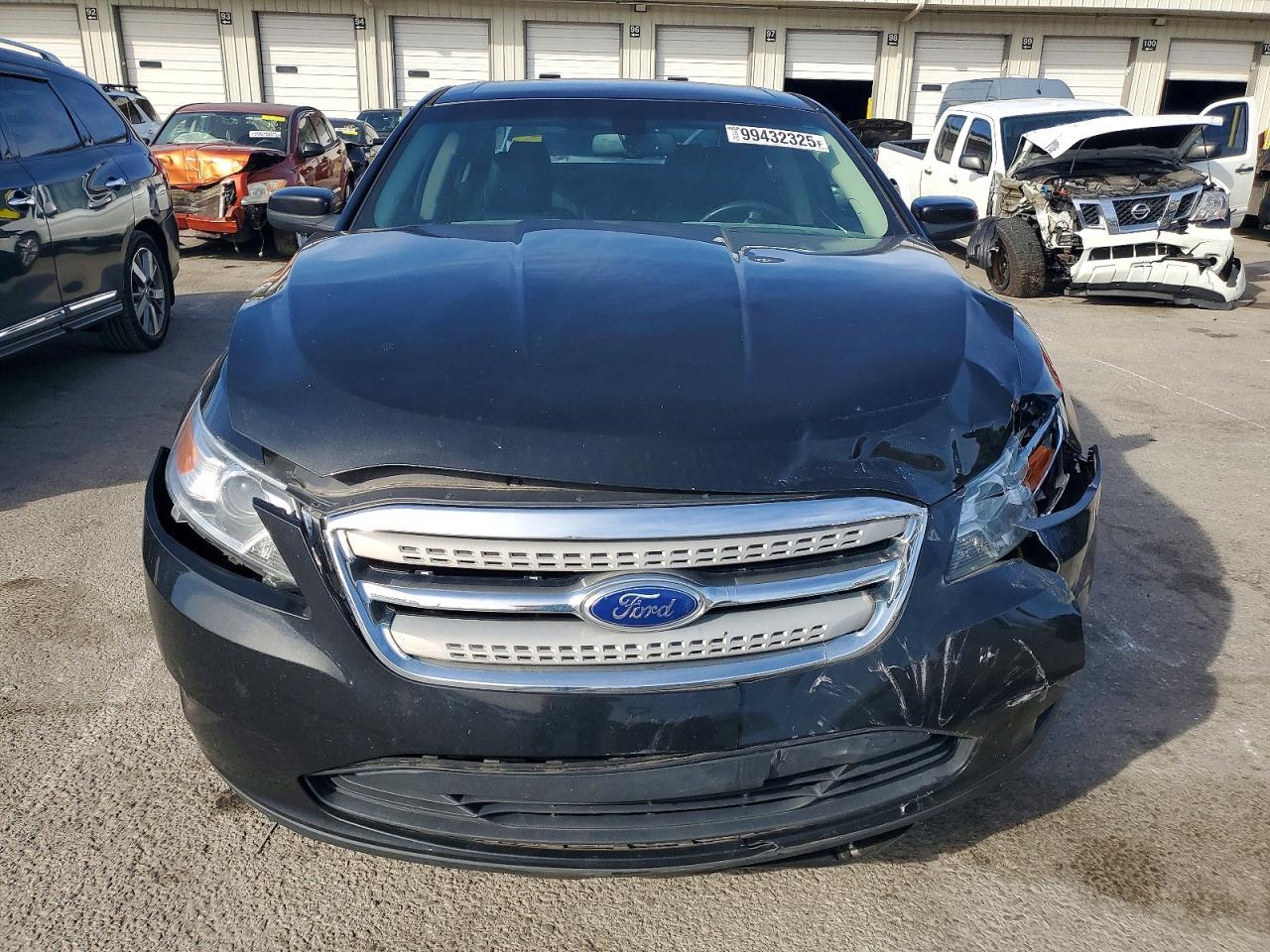 2011 Ford Taurus Sel - Image 5