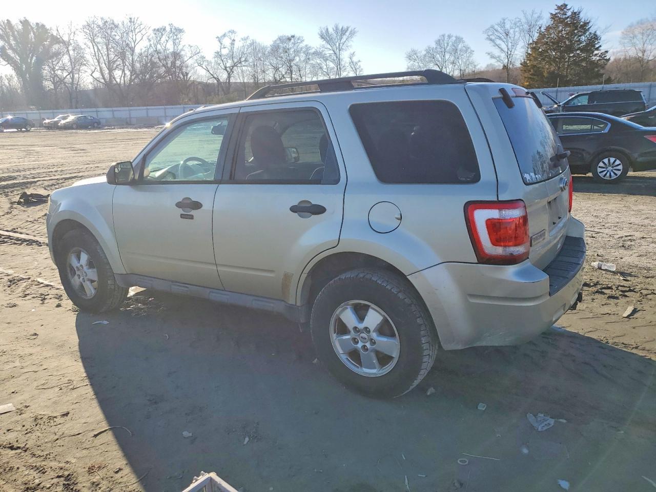 2012 Ford Escape Xlt - Фото 2
