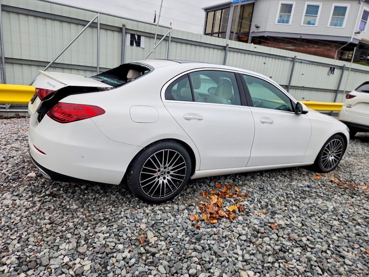 2022 Mercedes-Benz C 300 4Matic - Фото 3
