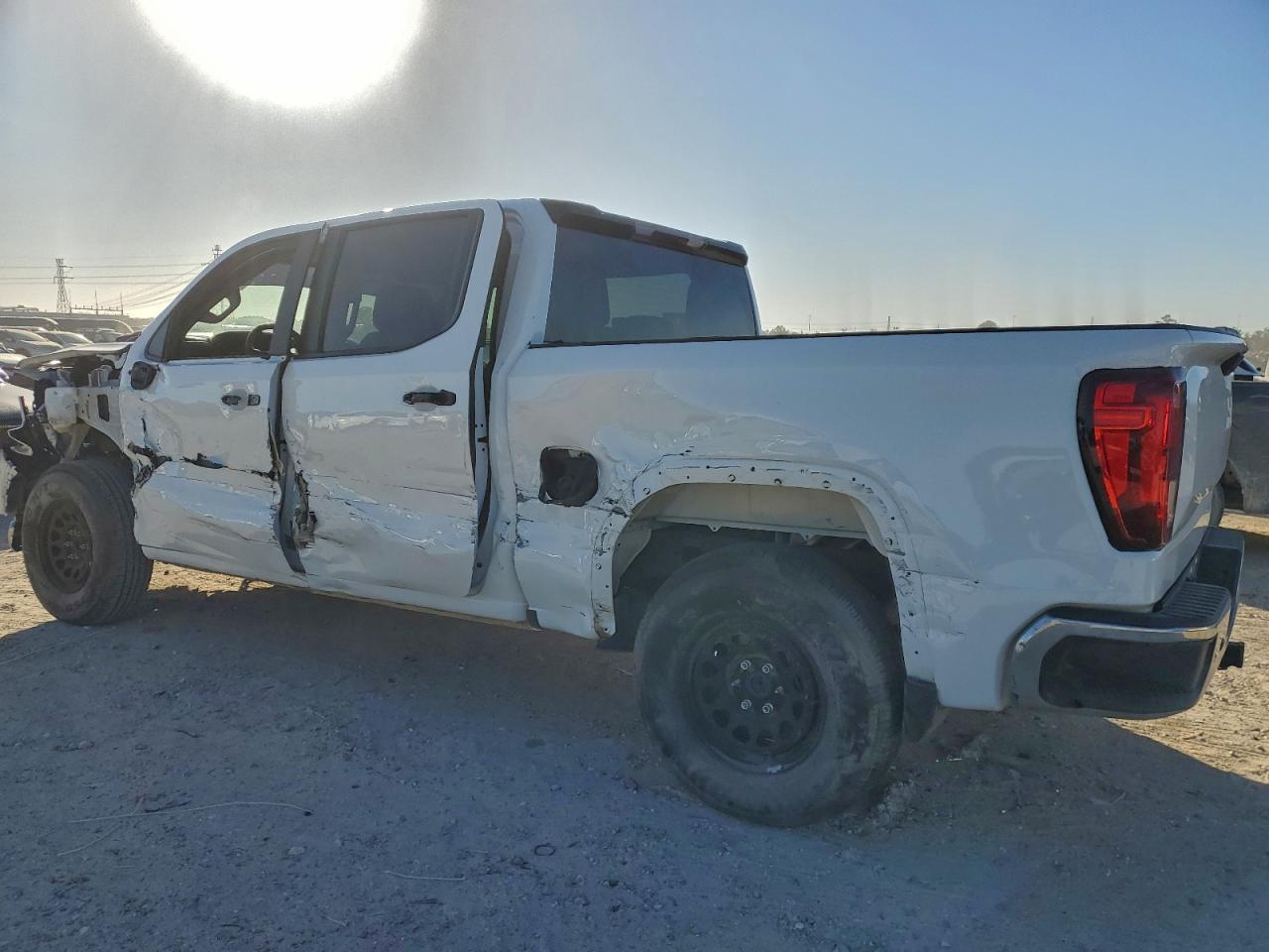 2023 GMC Sierra C1500 - Фото 2