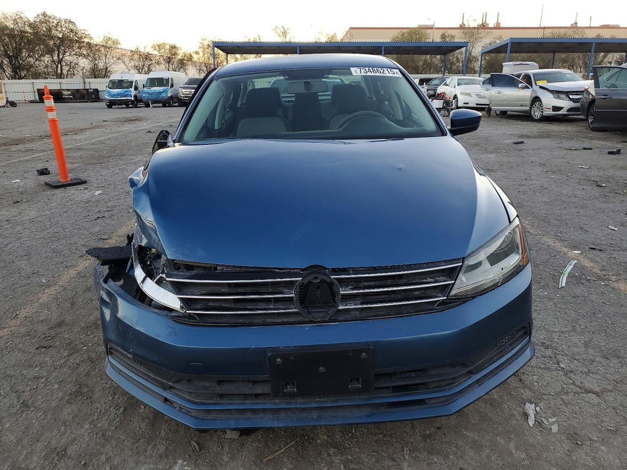 2017 Volkswagen Jetta S - Image 5
