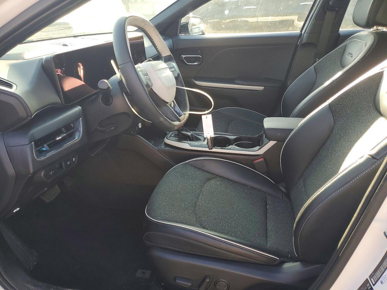 2025 Kia K4 Gt Line - Фото 7