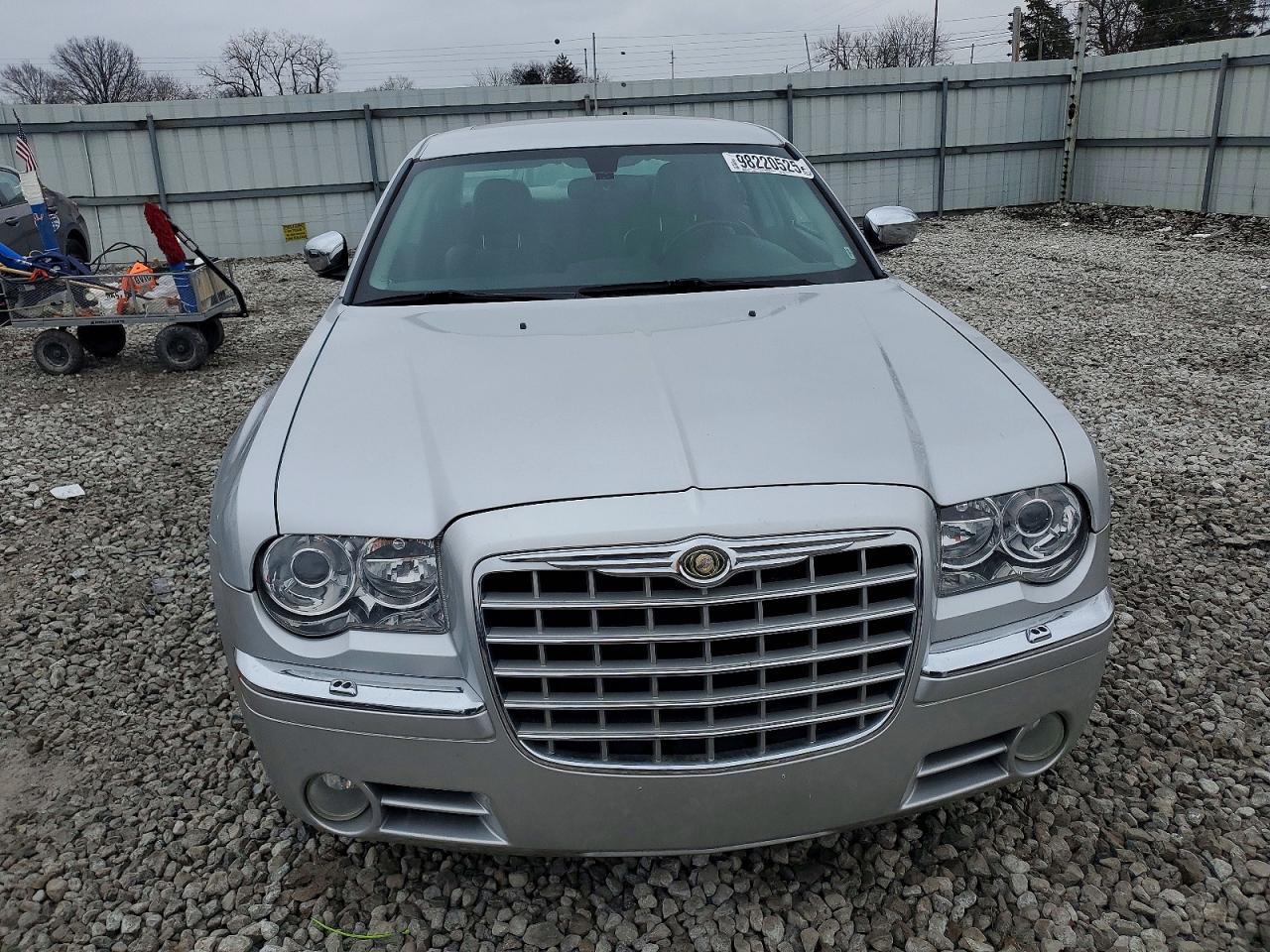 2005 Chrysler 300C - Фото 5
