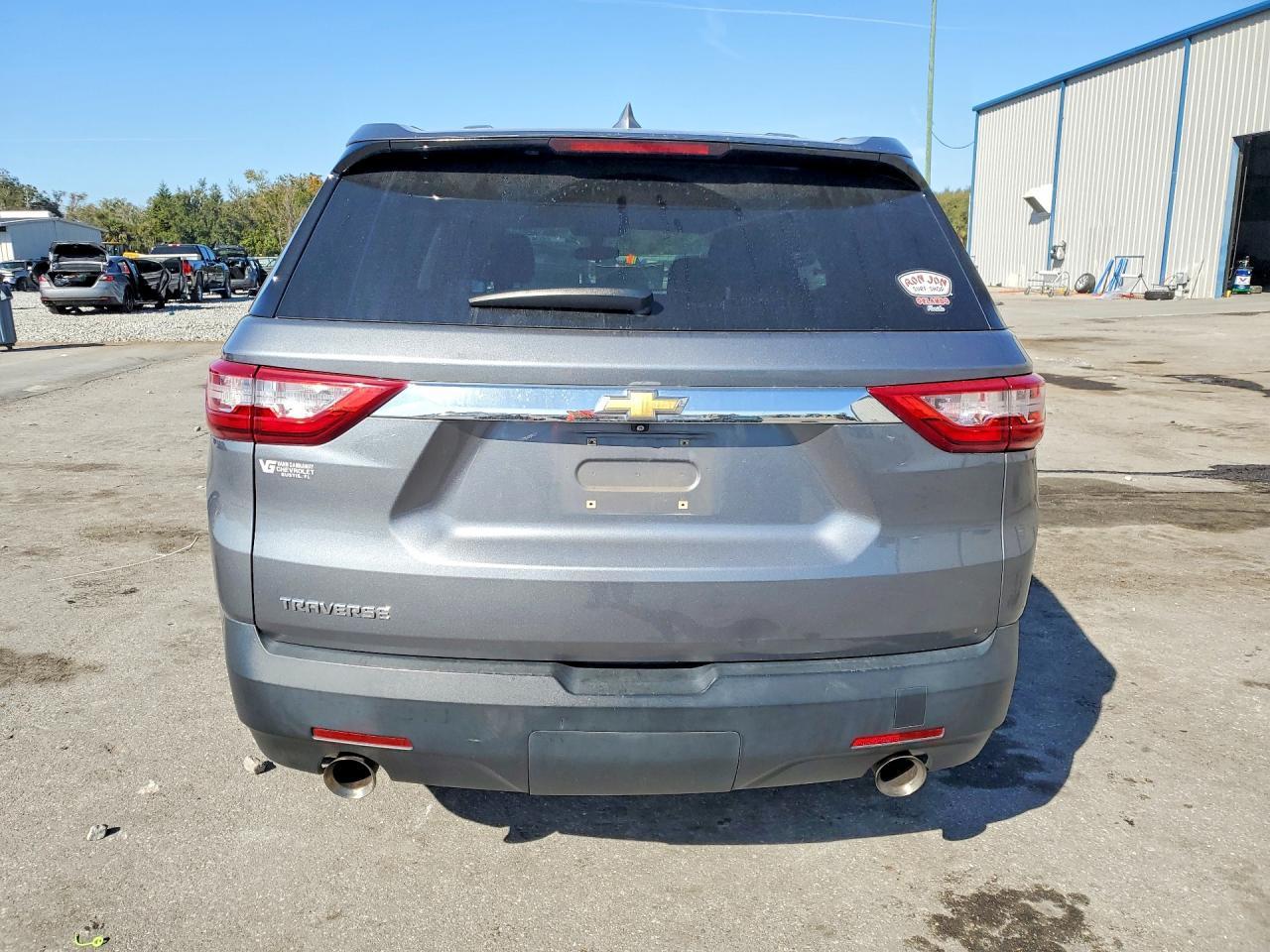 2020 Chevrolet Traverse Ls - Image 6