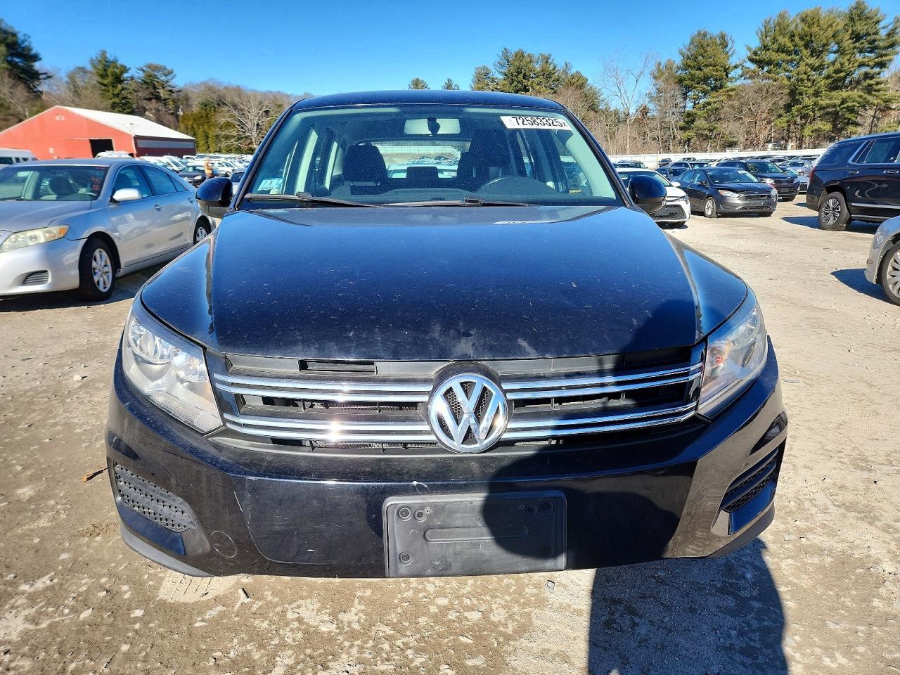 2014 Volkswagen Tiguan S - Image 5