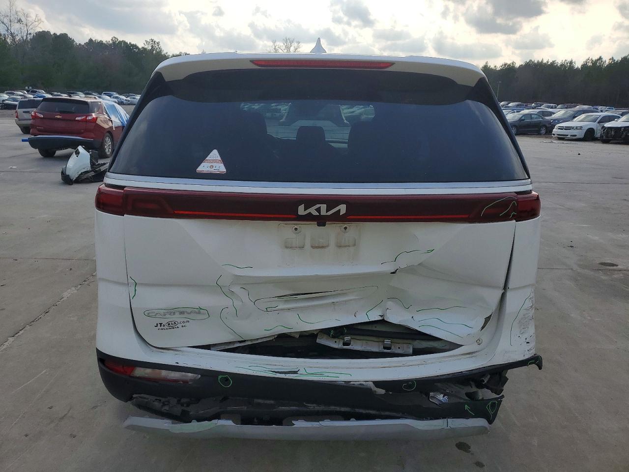 2023 Kia Carnival Lx - Фото 6