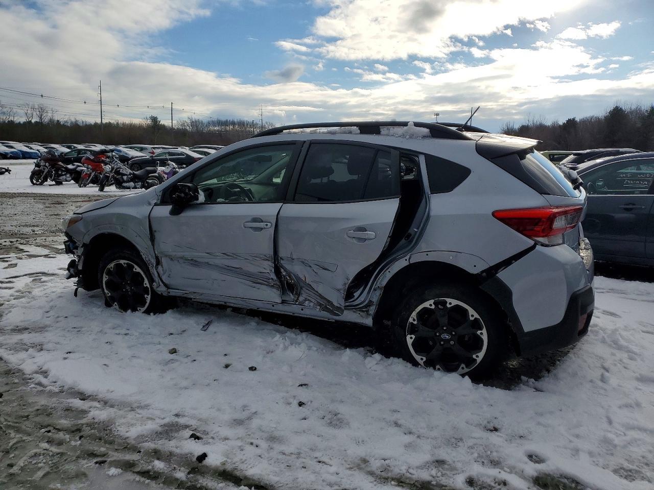 2022 Subaru Crosstrek - Фото 2