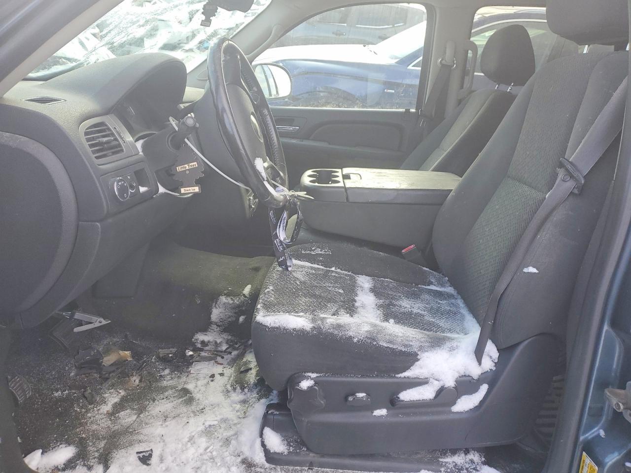 2008 Chevrolet Tahoe C1500 - Image 7