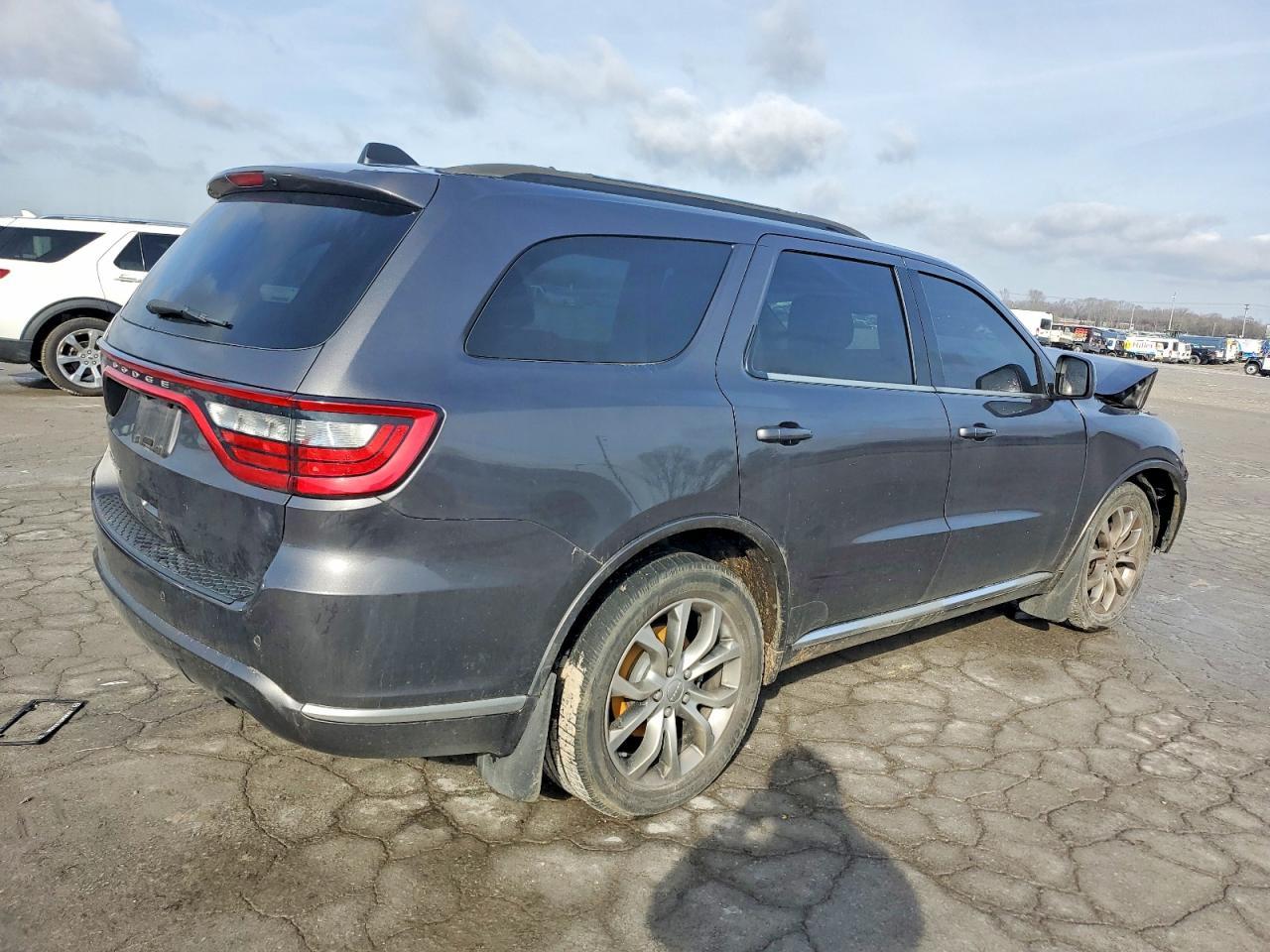 2017 Dodge Durango Sxt - Image 3