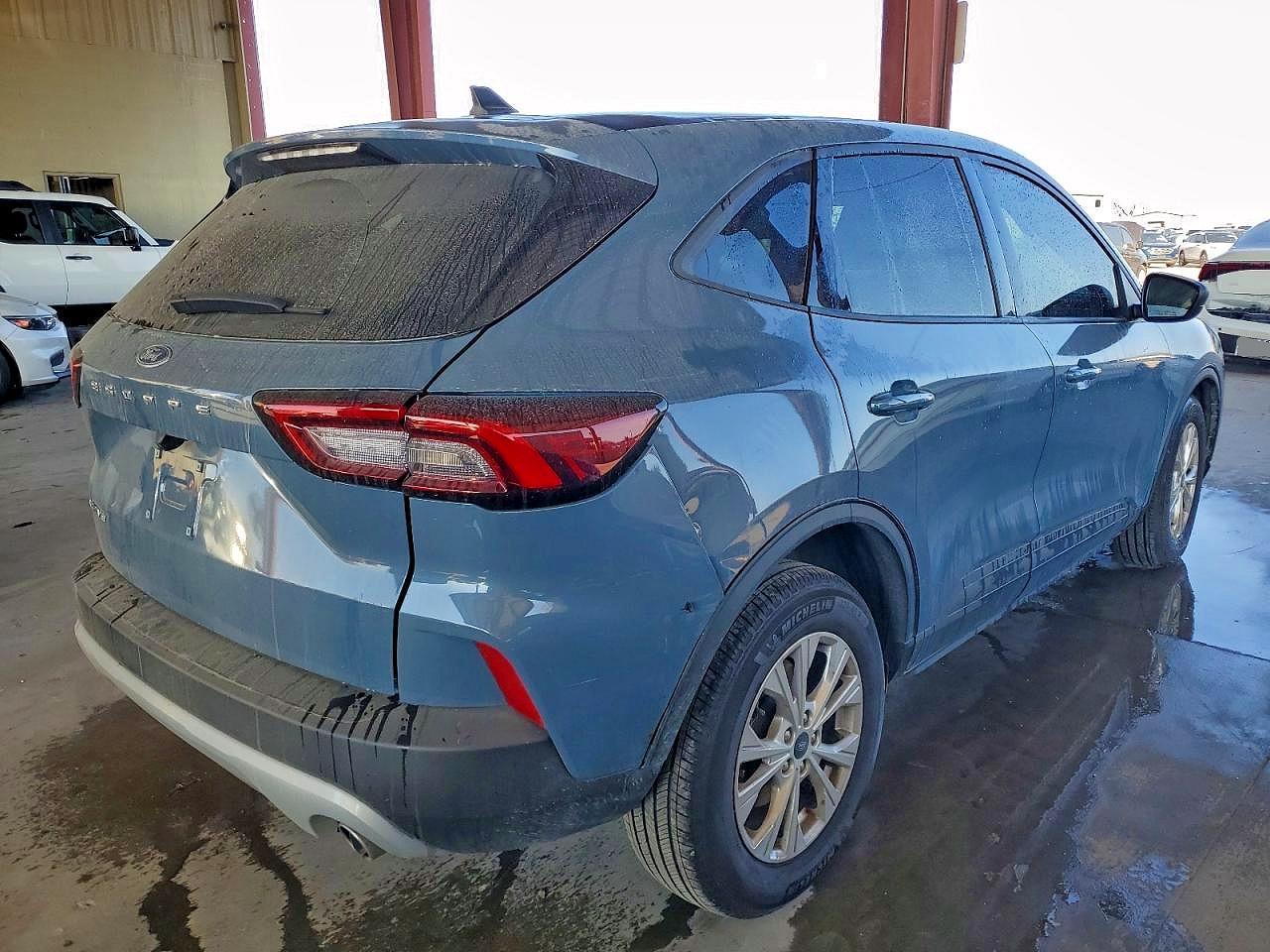 2025 Ford Escape Active - Фото 3