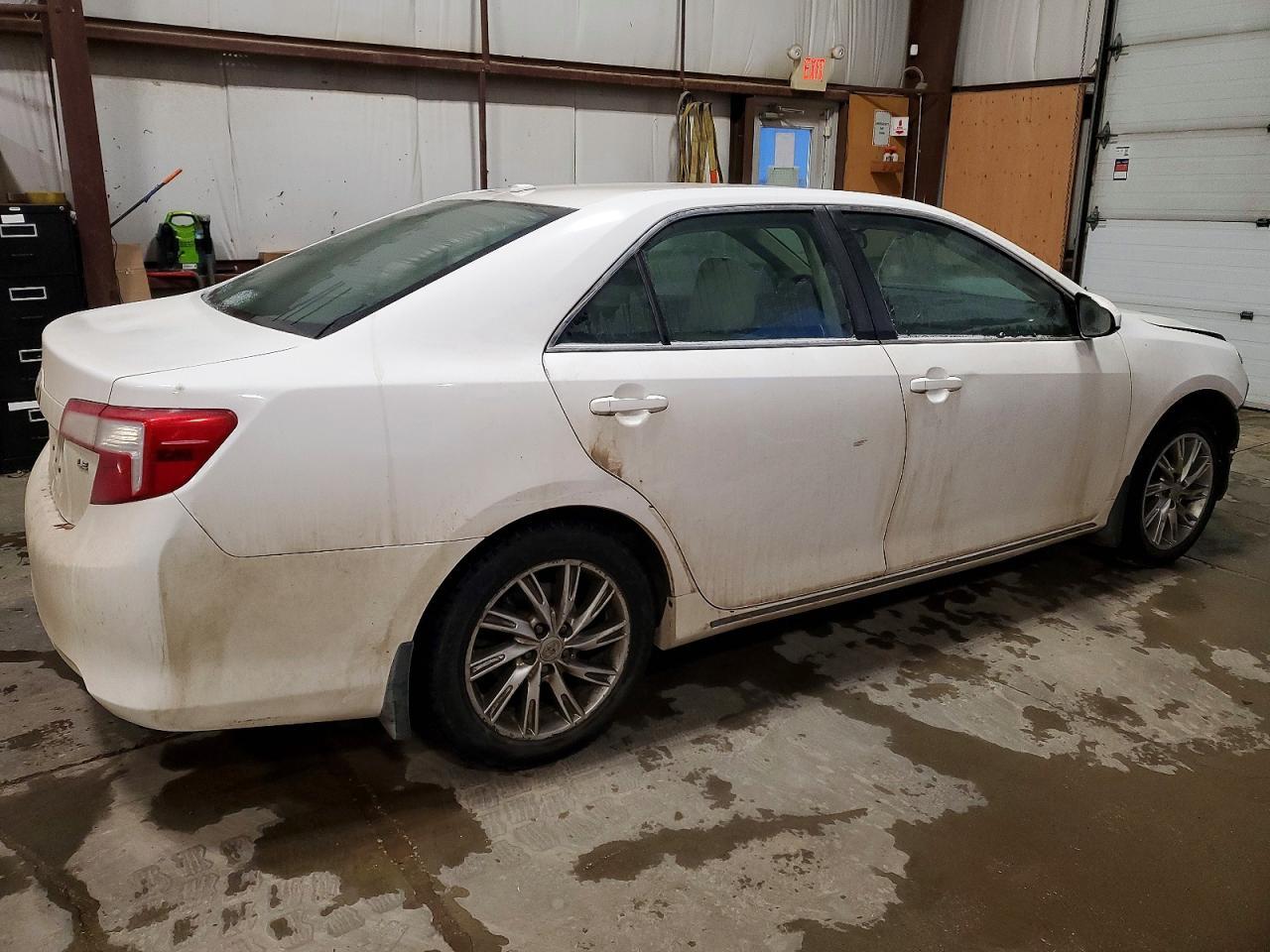 2014 Toyota Camry Le 4Dr - Image 3